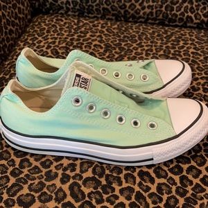 Converse blue green size 7